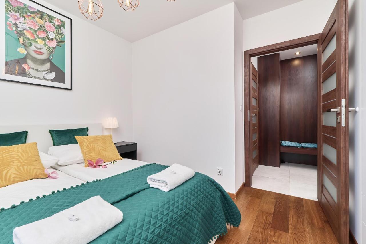 Nowa Teczowa Apartments Promenada Staromiejska By Noclegi Renters Wrocław Kültér fotó