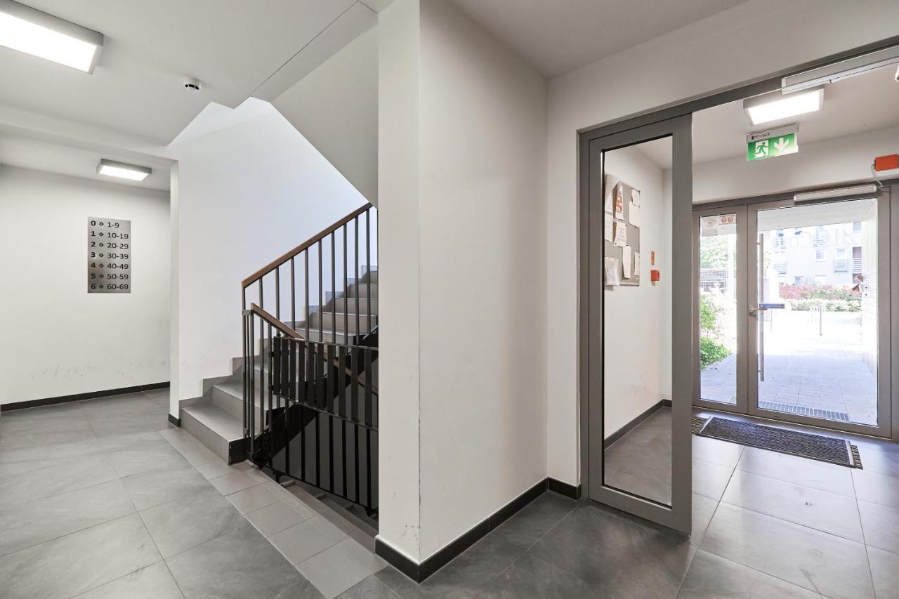 Nowa Teczowa Apartments Promenada Staromiejska By Noclegi Renters Wrocław Kültér fotó