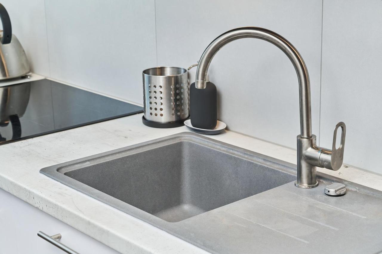 Nowa Teczowa Apartments Promenada Staromiejska By Noclegi Renters Wrocław Kültér fotó